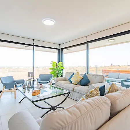 Ereza Boraen Villa Corralejo